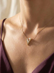 Astra Pearl V Necklace